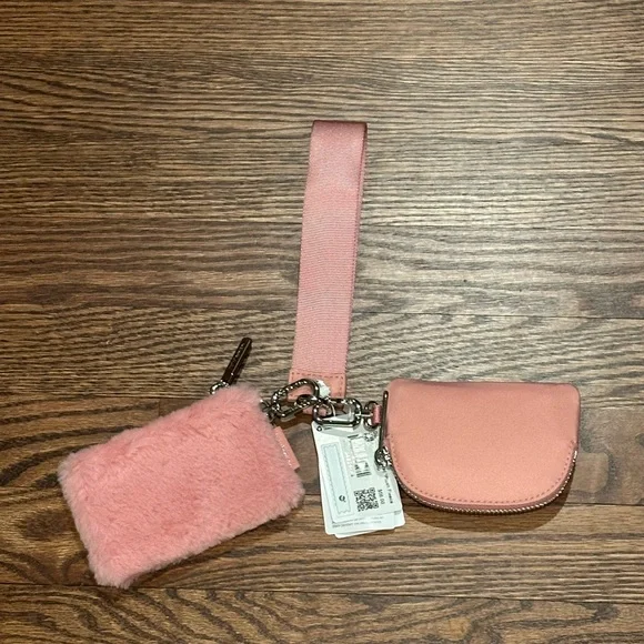 Lululemon NWT Dual Pouch Wristlet in Pink Tide one Pouch is Plush - Picture 4 of 8